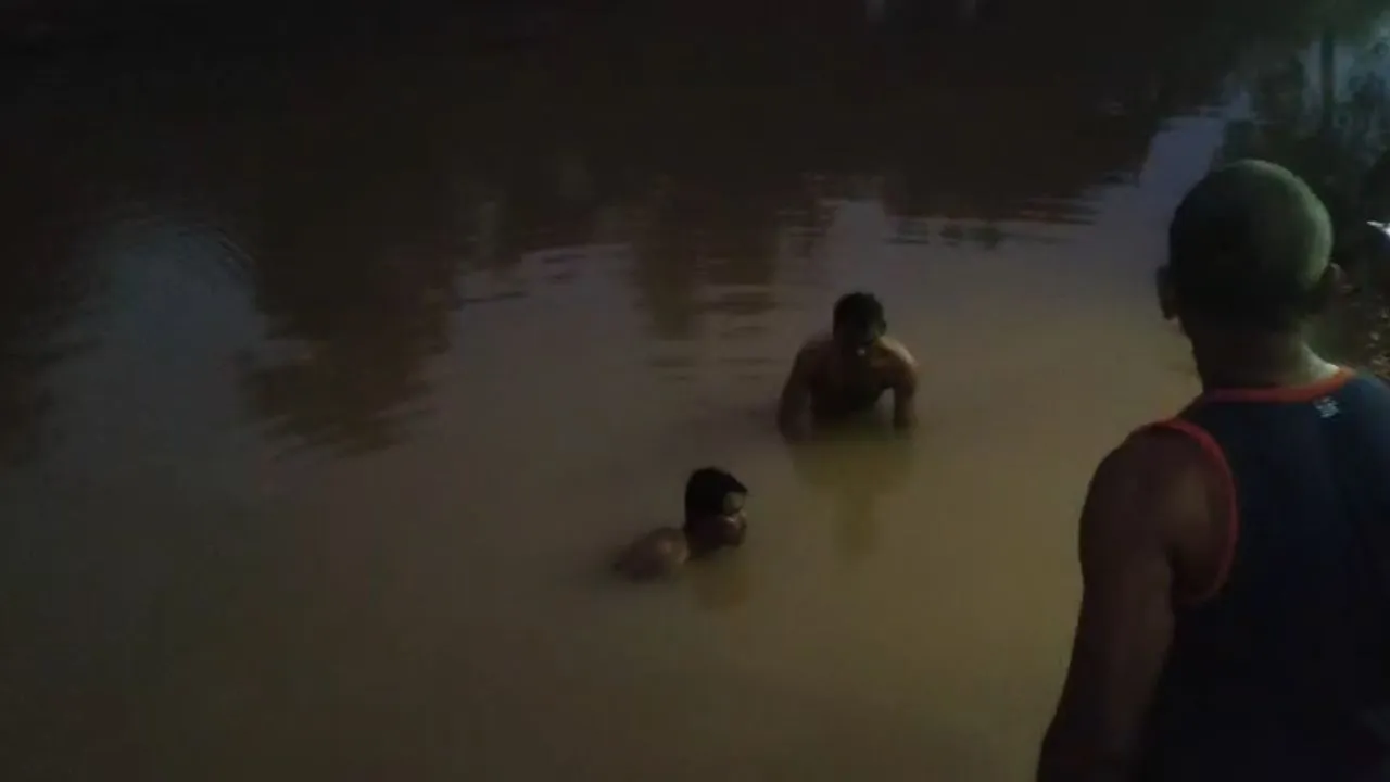राजनांदगांव हादसा: खेलते समय तालाब में गिरे तीन स्कूली बच्चे, डूबने से हुई मौत