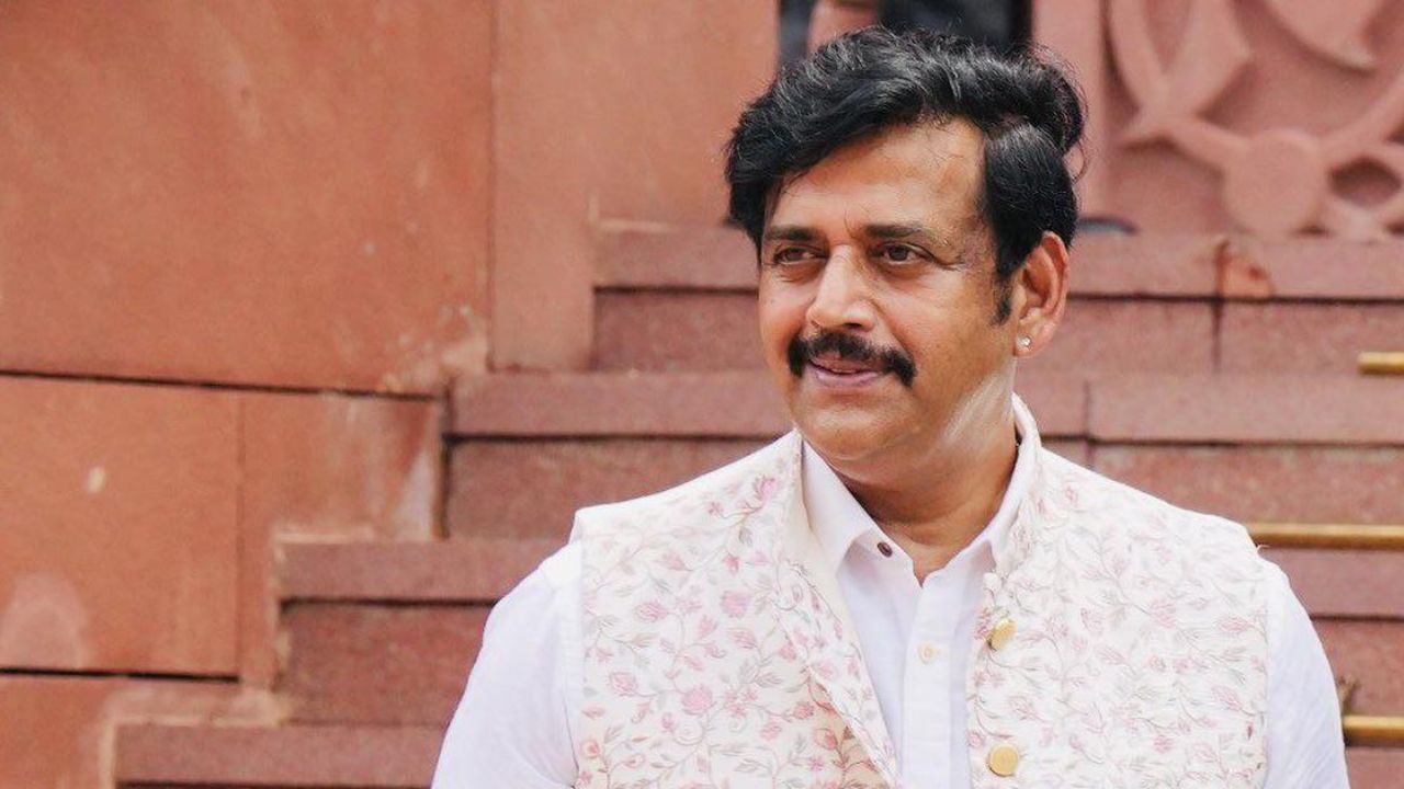 रवि किशन ने याद किया संघर्ष का दौर, बोले- 15 साल तक काम के पैसे नहीं मिले, घनघोर गरीबी देखी