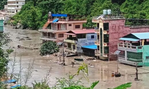 नेपाल बाढ़ में चाय ब्रेक बना जिंदगी का सहारा, छत्तीसगढ़ के 5 दोस्तों की बाल-बाल बची जान